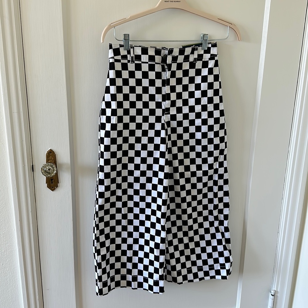 Hollister checkered wide leg pants, never worn!